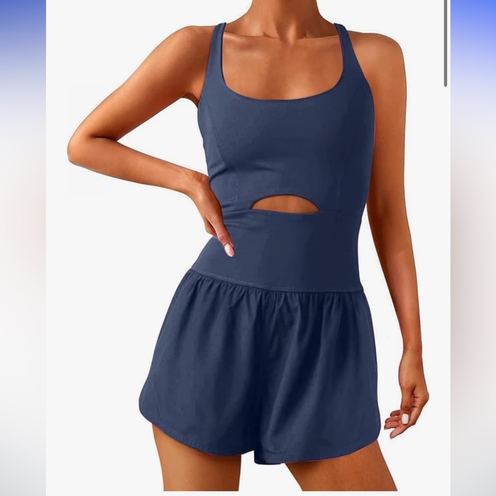 Wenlia Navy Blue Halter Trendy Vacation Romper Athetic Size XSmall NWT